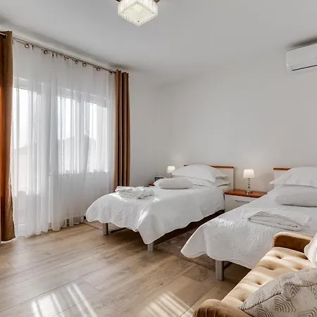 アパート Elegant Two Bedroom