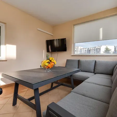 Elegant Two Bedroom Appartement