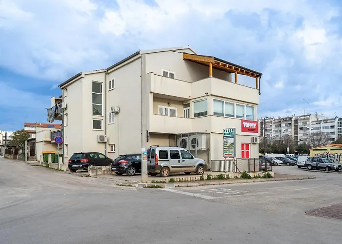 Elegant Two Bedroom * Zadar