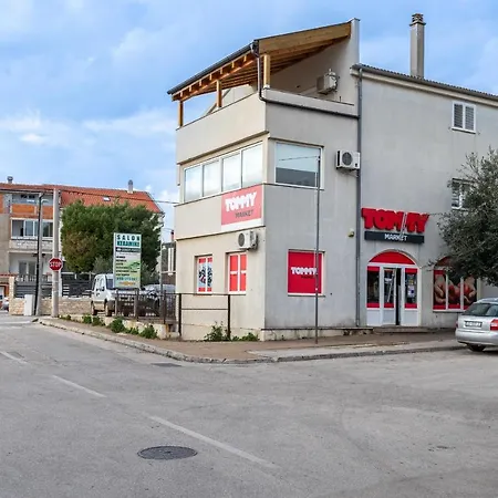 Elegant Two Bedroom Zadar