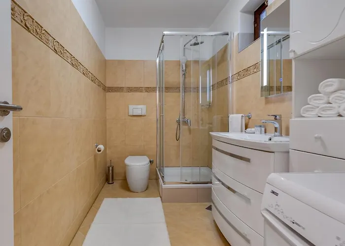 Elegant Two Bedroom Lägenhet Zadar