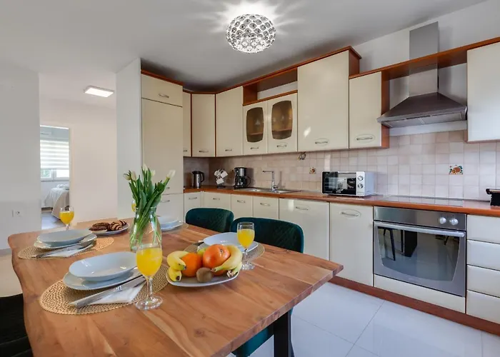 Апартаменты Elegant Two Bedroom *